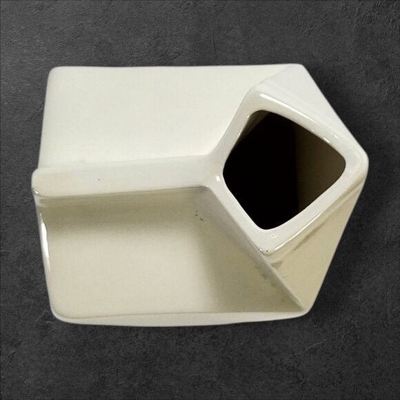 Vintage 1984 Margo Cow Pitcher Farmhouse Ceramic Milk Carton Jug Cottagecore - Picture 5 of 9